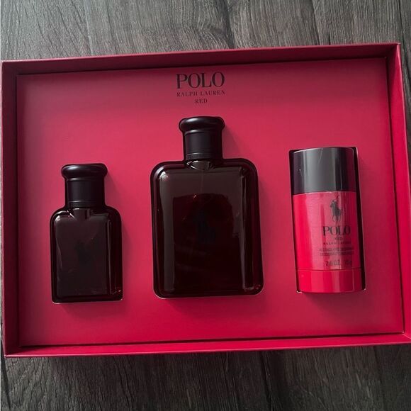 Polo Ralph Lauren Red Eau de Toilette Gift Set - Picture 5 of 5